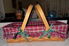 Large Longaberger Rectangular Basket With Cloth Liner  18   x12   x5   