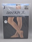 Danskin Dance Legwear Style   72 Size D  Lt Toast Ultra Soft Footed Tights New