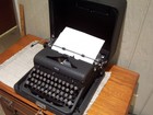 Very Nice 1940 s Royal Arrow Vintage Portable Typewriter Tested With Case   Key