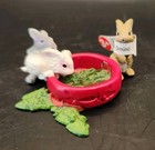 Schleich Baby Bunnies Eating Easter 2012 13725