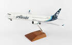 Skymarks Skr8259 Alaska Airlines Boeing 737-900 N494as Desk Top Model Airplane