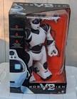 Wowwee Robosapien V2 White Full Function Humanoid 2005 Robot Gen 3 Unopened 