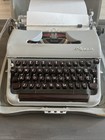 1957 Vintage Olympia Deluxe Sm3 Portable Manual Typewriter   Case-serial 1091831