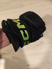Ccm Hockey Pro Stock Gloves Game Worn 14  Dallas Stars