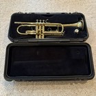 Vincent Bach Tr300 Trumpet With Seller Case Valve Oil Bb Student Beginner