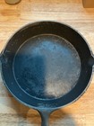 Unmarked Old Lodge Three Notch Heat Ring  8 Cast Iron Skillet