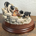 Border Fine Arts Border Collie Dogs Figurine Statue Tug O  War Black White Pups