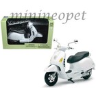 New Ray 57243b Vespa Gt 300 1 12 Vintage Scooter Motorcycle White 57243