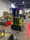 Clark Tm15s 3 000lbs  Electric Fork Lift - 3 Wheel  W charger  Side Shift