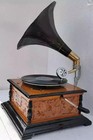 Fully Functional Vintage Gramophone Working Phonograph Win-up Record Player