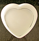 Vintage Nordic Ware Red White Non-stick Heart Shaped Springform 9    12 Cup Pan