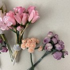 Lot Of Vintage Flower   Leaf Bunches - Millinery Or Wedding Crafts  129 Pieces