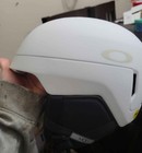 Oakley Helmet Mod3 Mips  comes With A Pair Of Free Goggles And Lense Cover 