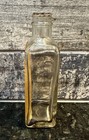Vintage Glass Bottle Pioneer Brand Vanilla Extract Paper Label 4oz Lawrence Co