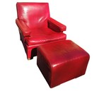 Experience Comfort   Unique Craftsmanship Of A Vintage Club Chair   Ottoman
