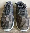 Nike Flex Tr8 Women s Size 9 5 Gray Camo Sneakers Athletic Shoes 924342-091