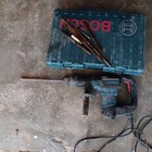 Bosch Rh540m Sds-max Combination Rotary Hammer Drill With Case And Bits