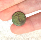 Dug  yorktown  Rev War French 1st  picardie  Infantry Regt 17mm Button  W shank