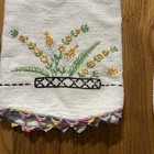 Set Of 2 Vintage Embroidered Guest  tea Towels   Excellent Condition