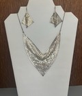 Vtg Silver Tone Mesh Scarf-bib Necklace 16 5      Wire 2 5    Dangle Earring Set