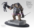 Sideshow     Weta Workshop The Lord Of The Rings Battle Troll Of Mordor Gk Statue