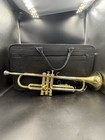Yamaha Bb Gold Brass Standard Trumpet With Case  ytr-2320   bin T 