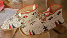 Vintage Child Sized Native American Style Beaded Moccasins Zz921