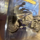 Maisto Fresh Metal 1 18 2 Wheelers Suzuki Gsx Motorcycle - Blue silver Metallic