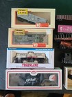 H o Scale Model Train Mixed Lot Of 10 Cars    1 Locomotive Tm  Mp  Varney Ect   