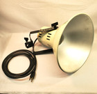 Smith-victor Model A120 Photographic Studio Light 12 25  W bracket 120v 500w