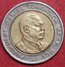 Kenya 1997 5 Shillings  National Arms  Daniel Toroitich-   Foreign Coin 19 5mm