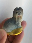Vintage 1992 Tiny Ones Dog Dgt25a Gry Shih Tzu  Figurine 2  Goldtone Base