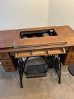 1920s Singer Treadle Sewing Machine In Original Cabinet