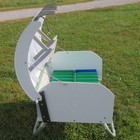Multi-comp  Buffet-style Free Choice Mineral Feeder For Pastured Sheep And Goats