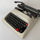 Olivetti Lettera 12 Typewriter Nochecked