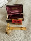 Vintage 1940 s Gillette Gold Aristocrat Safety Razor W Case Made In Usa No Notch