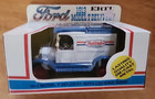 Ertl Diecast Metal 1913 Model T Ford True Value Delivery Replica Bank 1 25 Scale