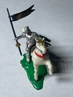 Marx Medieval Knights 4  1 5 -1966 Castle Playset milton Bradley Seige  009 