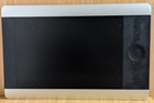 Wacom Pth-651 Intuos Pro Medium Creative Pen   Touch Tablet 4 Piece Set