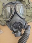 Us Military Issue M40 m42protective Gas Mask With Chemical Lot Size M l 
