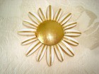 Vintage Avon Enameled Daisy Flower Solid Perfume Glace Holder Compact Pin Brooch