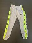 Nike Little Boy s Track Suit  Sz  M 5-6 Years Old Euc