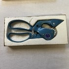 Vintage Consew Roto Pink Round Knife Hand Pinker