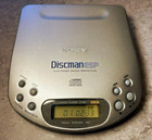 Sony Esp D-330 Discman Portable Cd Player Mega Bass Esp Silver 1993 Japan