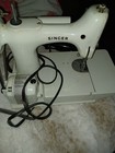 Vintage Singer White Featherweight Sewing Machine 221k With Case   