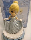 2009 Precious Moments Disney Cinderella Musical Figure-once Upon A Time Figurine