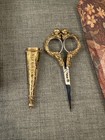 Vintage 1928 Jewelry Gold Tone Floral Ornate Small Scissors Original Box