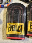 Everlast Gloves 43106 Boxing Speed Bag Training Sparring Metal Palm Grip