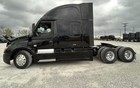 Freightliner Cascadia 126 - Double Bunk