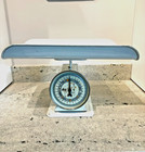 Vintage 1950   s Hanson Nursery Baby Weighing Scale